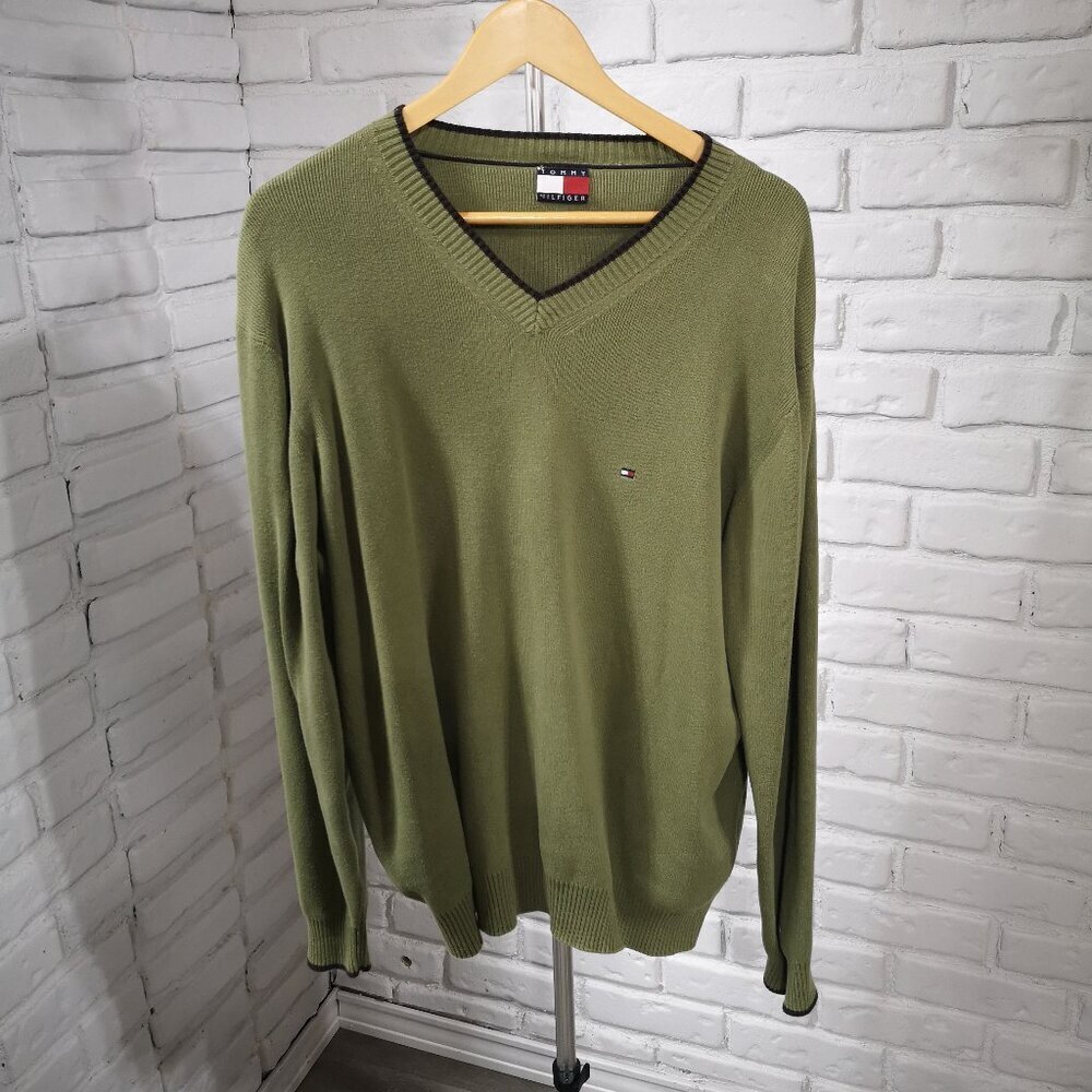 Tommy Hilfiger Men's Size Large Olive Green w/ Brown Straight Fit V-neck Sweater